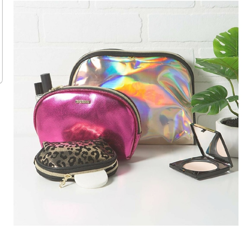 JUICY COUTURE 3 PIECE MAKE UP BAG - Picture 2 of 4
